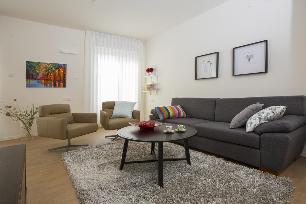 Sokolov Vacation Boutique Apartments By The Sea In Nahariya Chambre photo